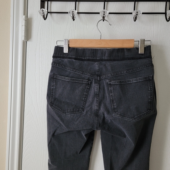 Madewell The Anywhere Jeans - Picture 9 of 10